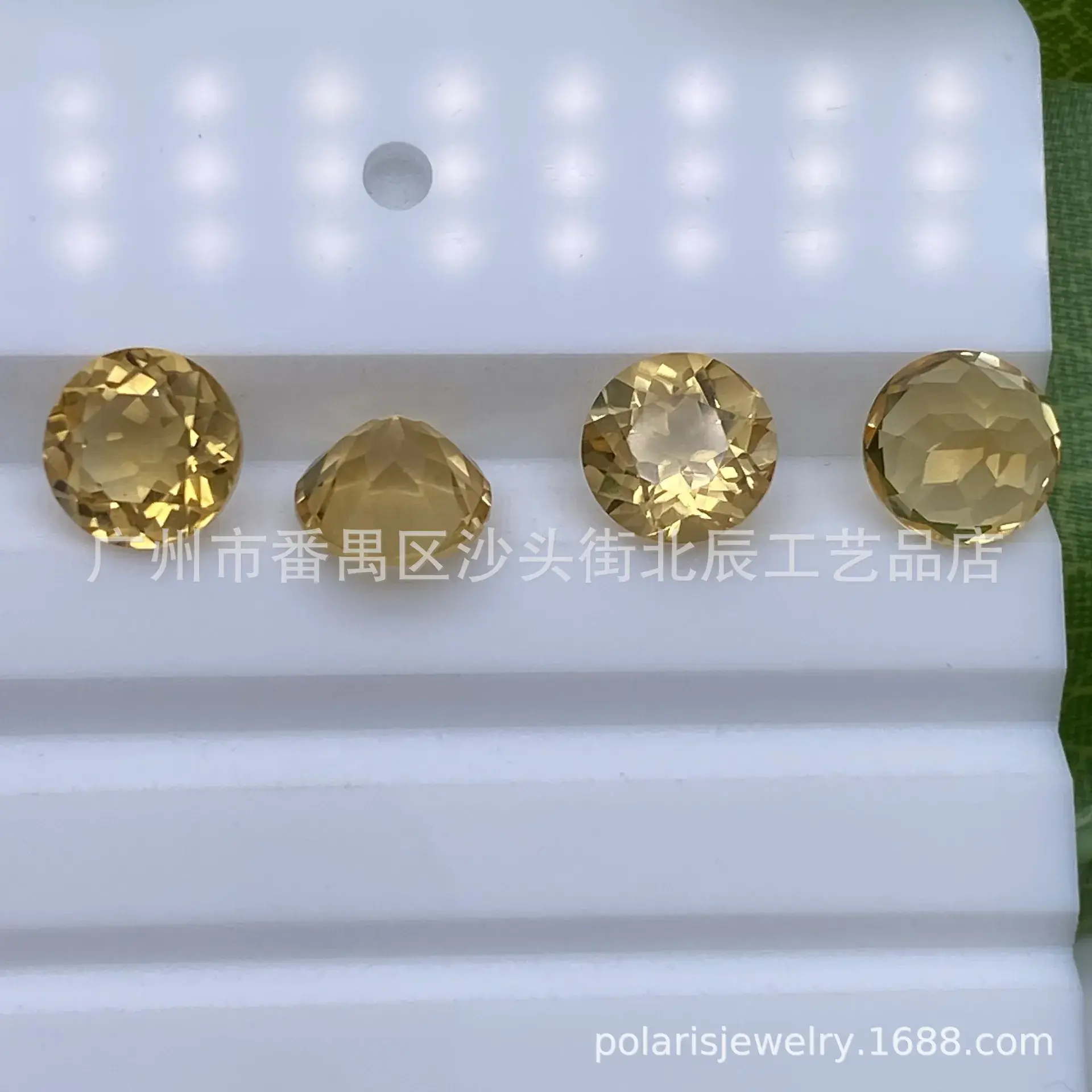 Natural Yellow Crystal Round 1-13mm Medium Color — feature 6
