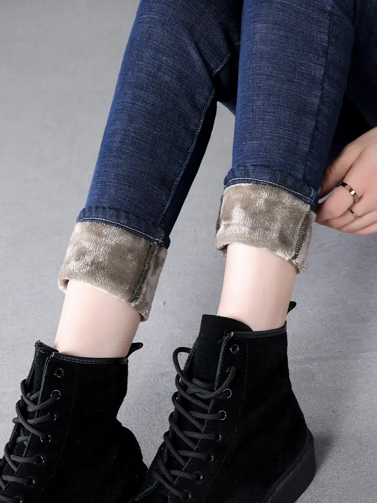 Women's Black Fleece-lined Slim-fit High Waist Jeans 2020 Winter - Image 4