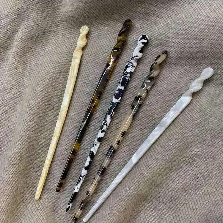 Japanese Acetic Antique Hairpin for Women - Image 9