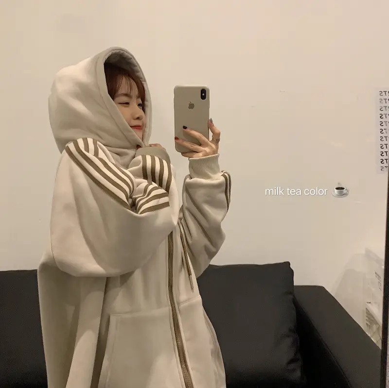 Women's Hooded Fleece Sweatshirt Beige Loose Fit Winter Casual — feature 2