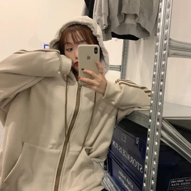 Women's Hooded Fleece Sweatshirt Beige Loose Fit Winter Casual — feature 3
