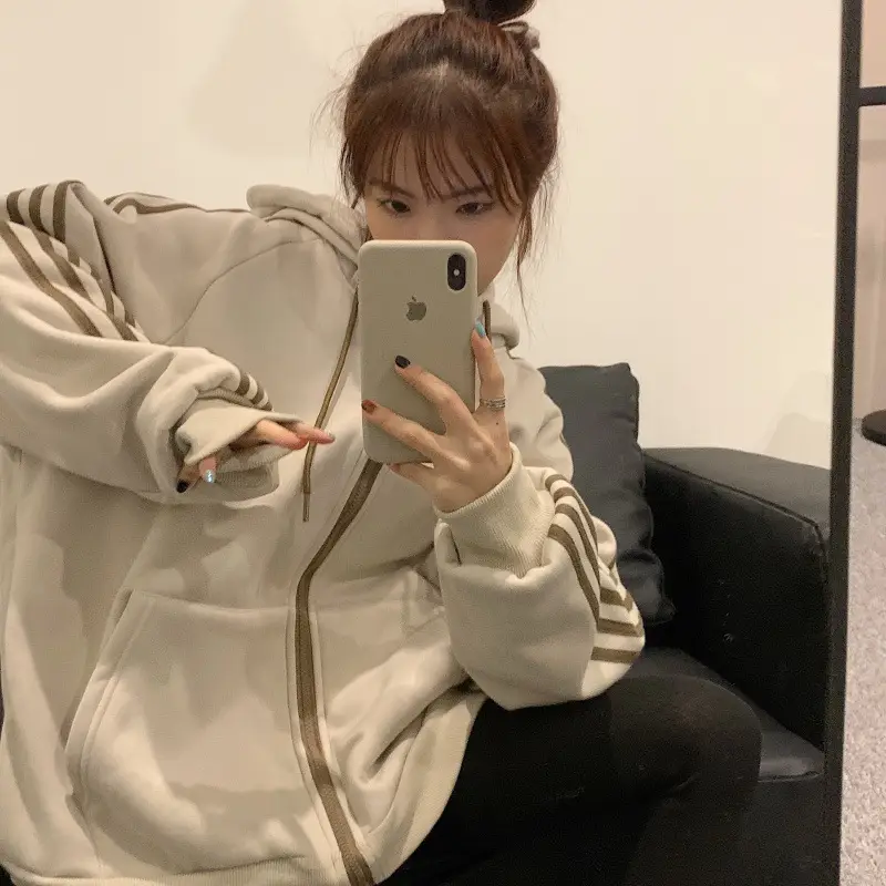 Women's Hooded Fleece Sweatshirt Beige Loose Fit Winter Casual — feature 6