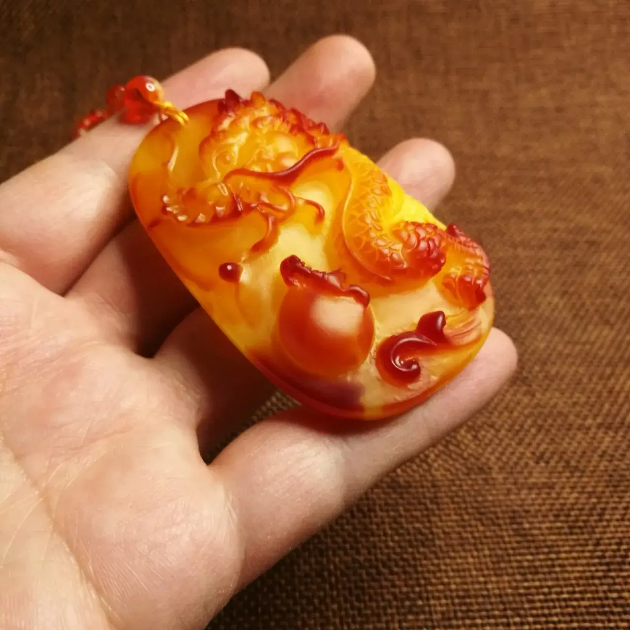 Beeswax Dragon Pendant Necklace Yellow Amber — feature 10