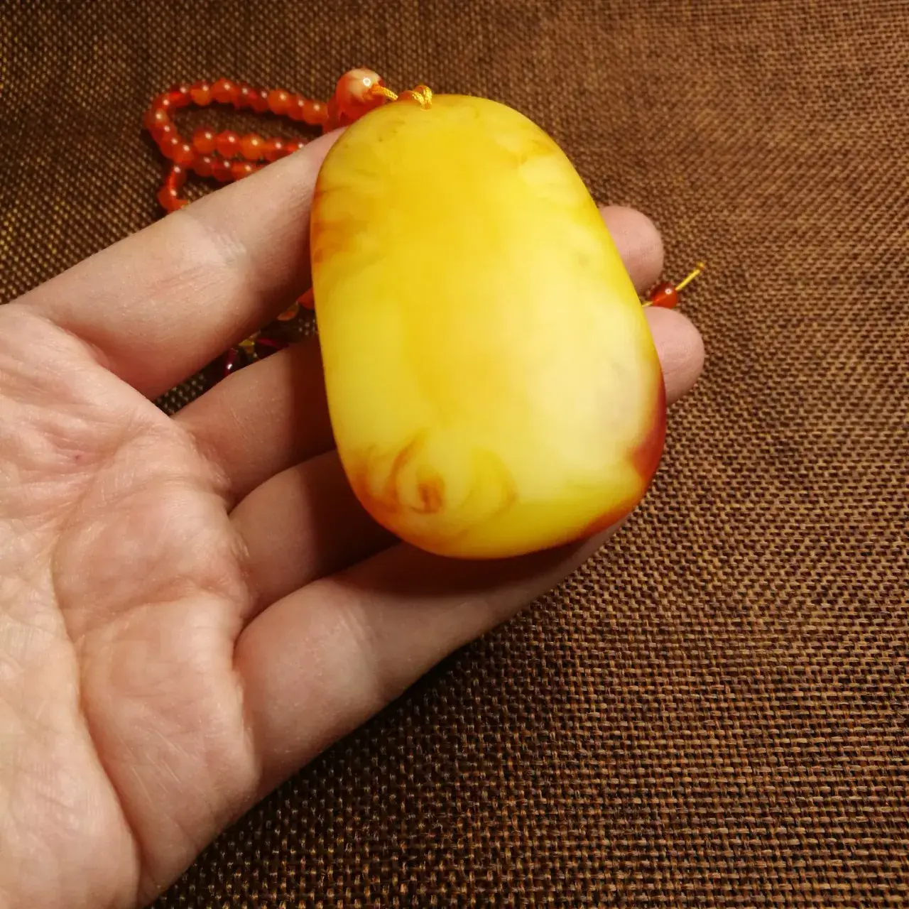 Beeswax Dragon Pendant Necklace Yellow Amber — feature 7