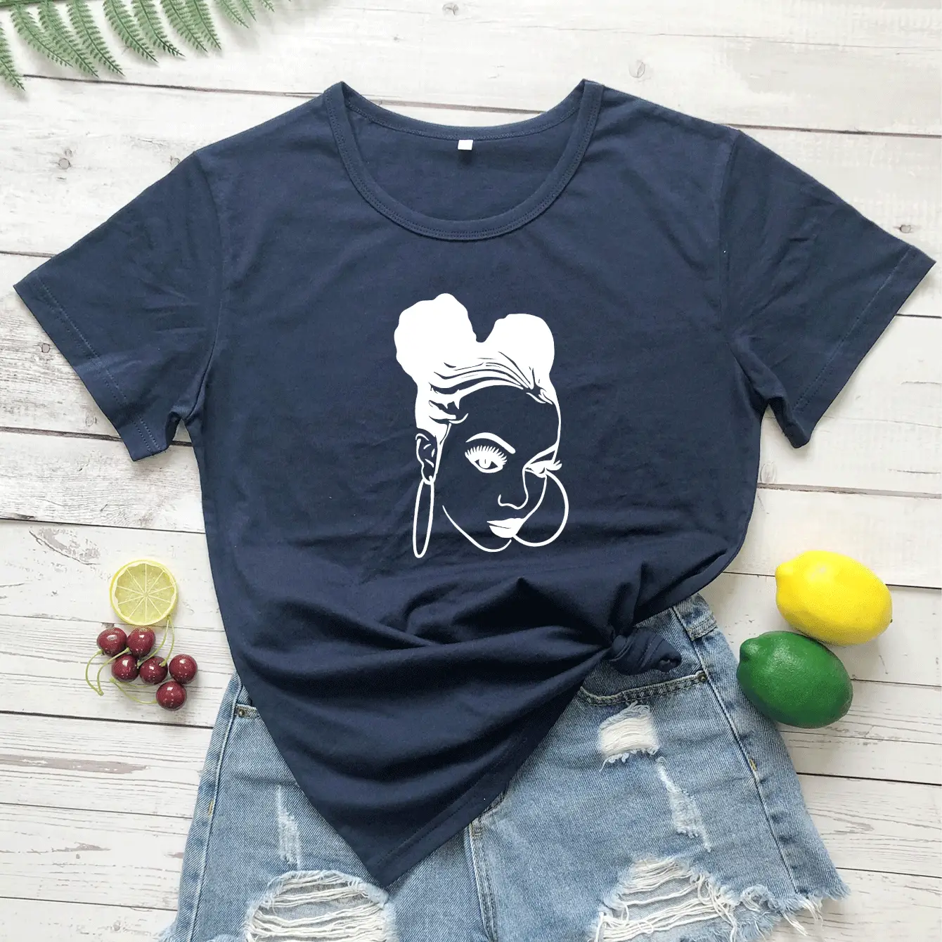 Gray Graphic T-Shirt with Big Ear Ring Design - Image 10