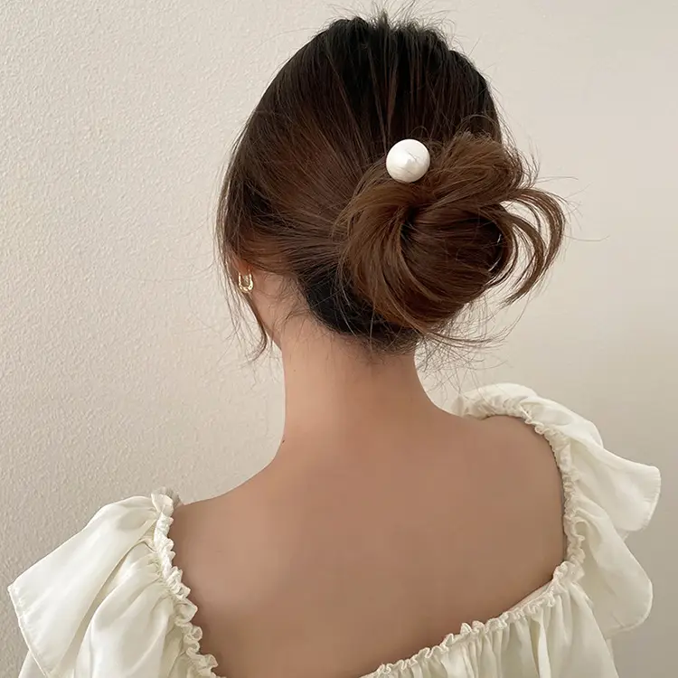 Pearl Hairpin Ball for Women with Metal Head & Clasp - Image 7