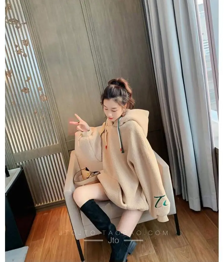 Lamb Wool Hooded Coat Women Loose Winter Embroidered — feature 13