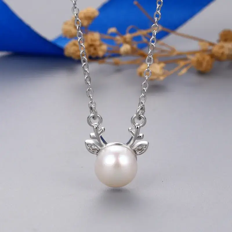 Gold Pearl Flower Necklace for Women