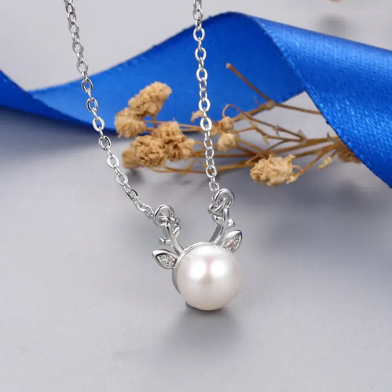 Gold Pearl Flower Necklace for Women