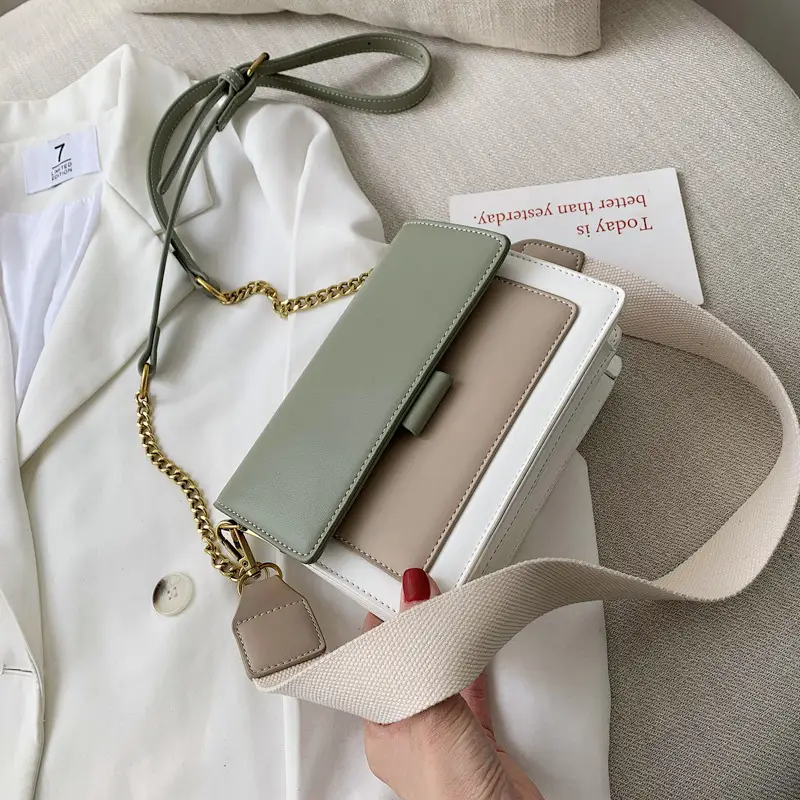 White Leather Shoulder Bag with Chain & Strap - Image 2