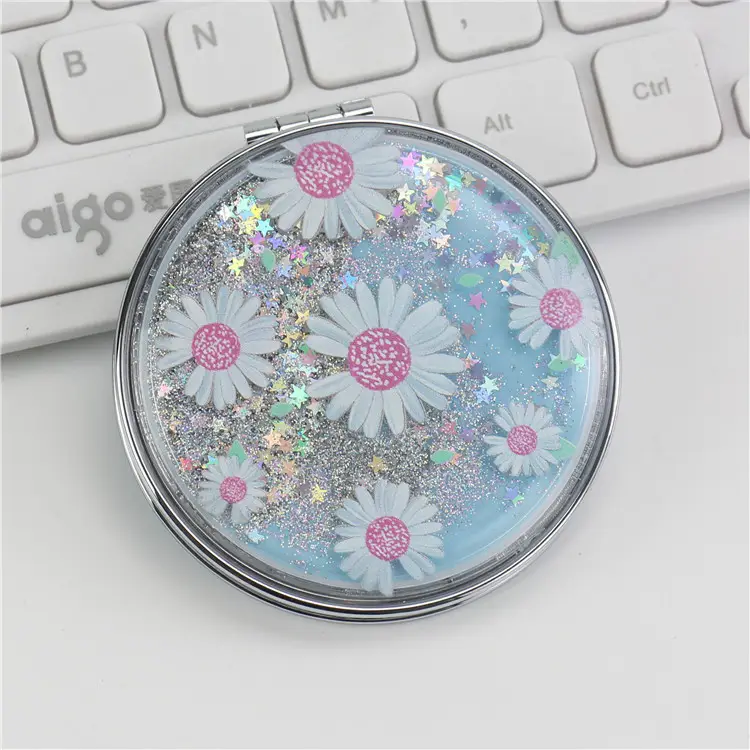 Portable Makeup Mirror Red Heart Cartoon Mirror - Image 10