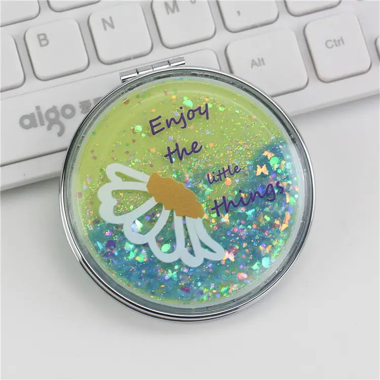 Portable Makeup Mirror Red Heart Cartoon Mirror - Image 12