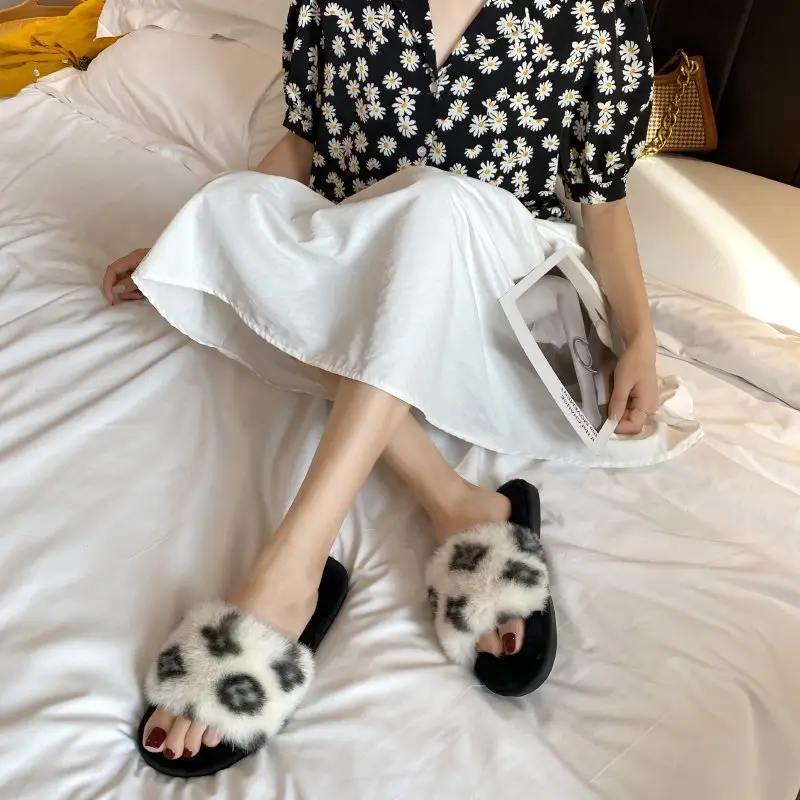 Foreign trade Amazon autumn and winter new large fur flat slippers Women's Home non-slip rabbit fur open cotton slippers wholesale