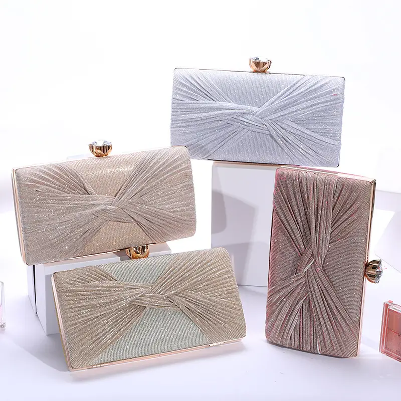 Cross-Border Women's Pleated PU Leather Banquet Bag 22x45cm — feature 5