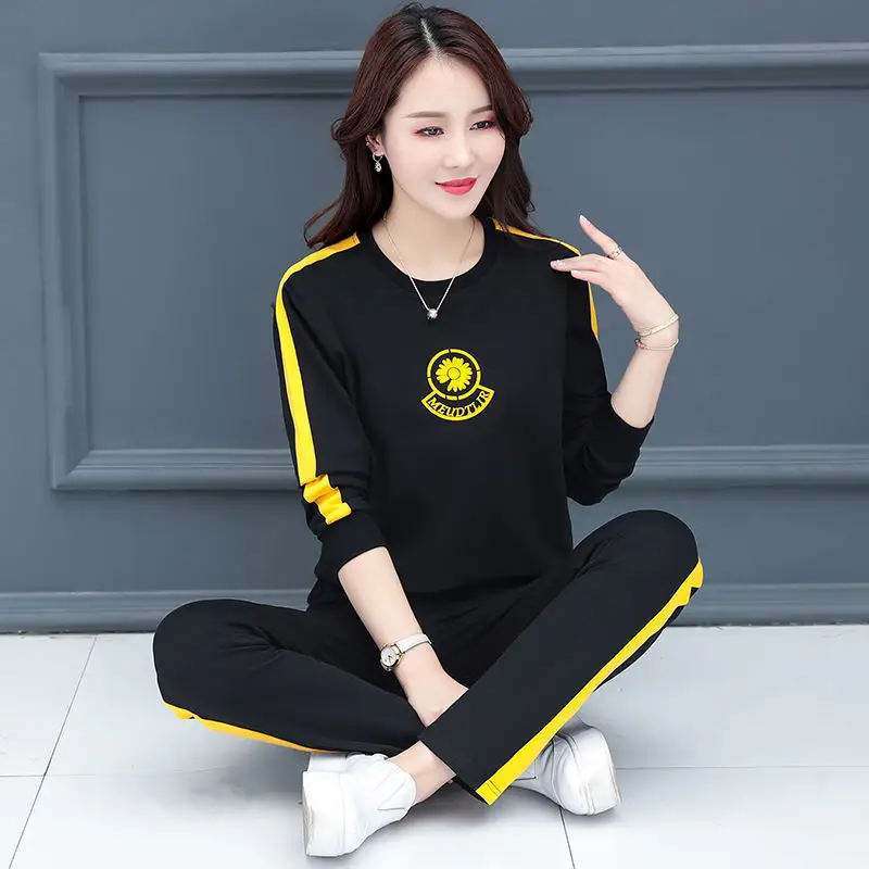 Women's Black Yellow Casual Track Suit Large - Image 3