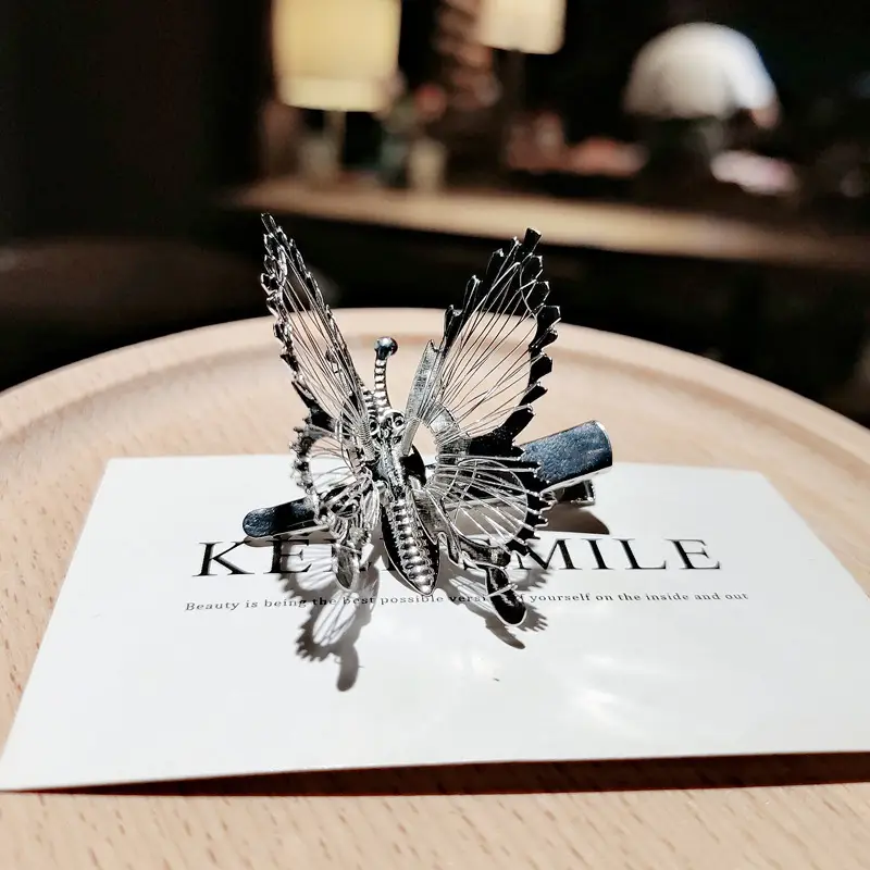 Super Immortal Moving Butterfly Hair Clips Red Edge - Image 2
