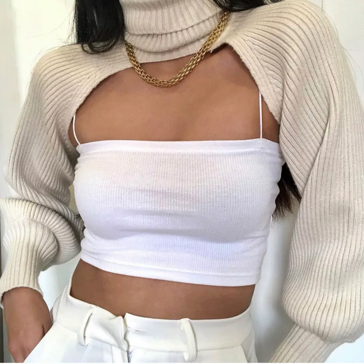 Winter High-Neck Slim Fit Chest Exposing Sweater — feature 4