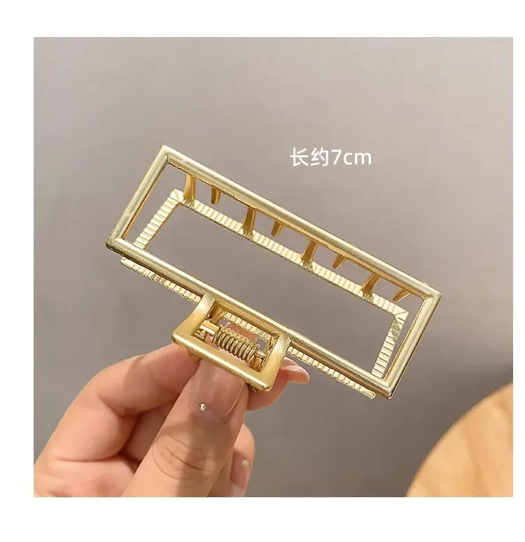 French Retro Pearl Hair Clip Large Size Women — feature 56