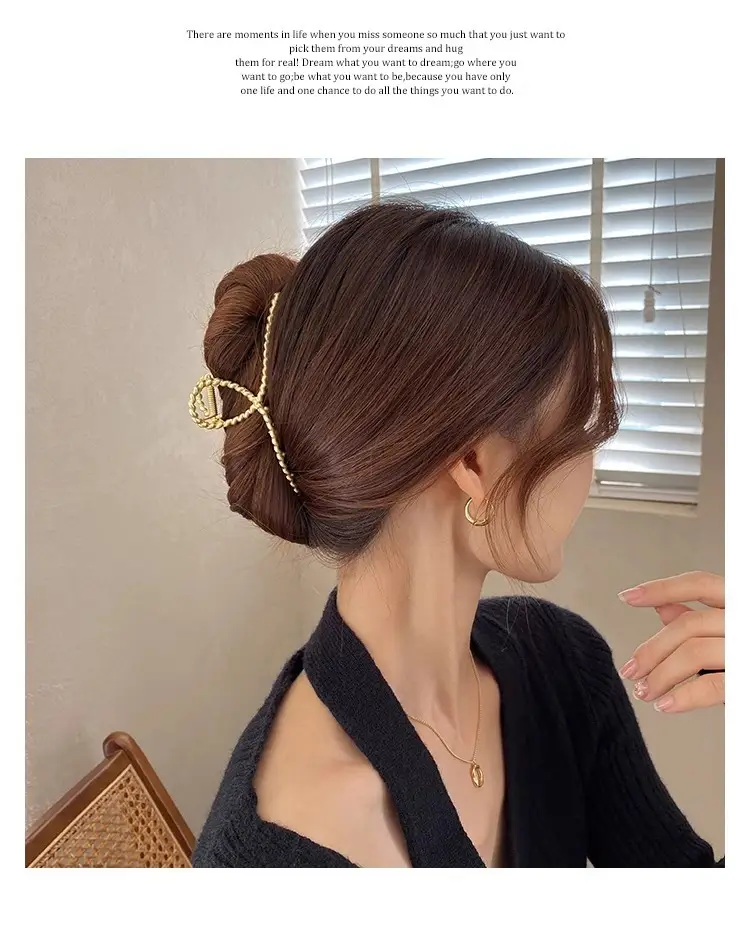 French Retro Pearl Hair Clip Large Size Women — feature 57