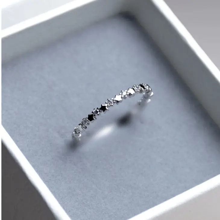 Five-Pointed Star Alloy Ring for Women - Image 5