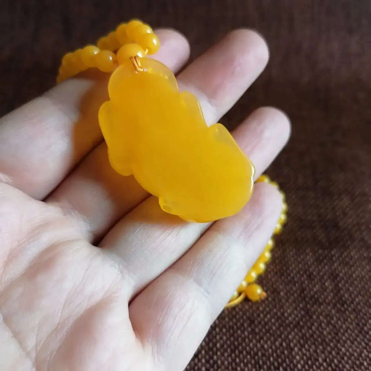 Yellow Beeswax Pixiu Pendant for Men Women — feature 7