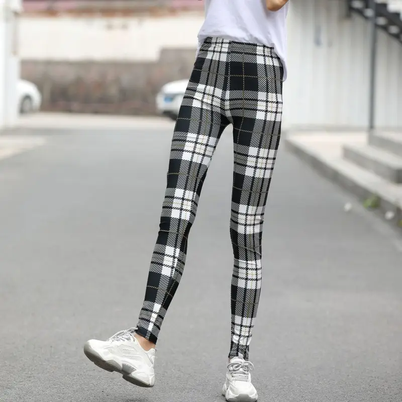黑白格黄线1.jpg