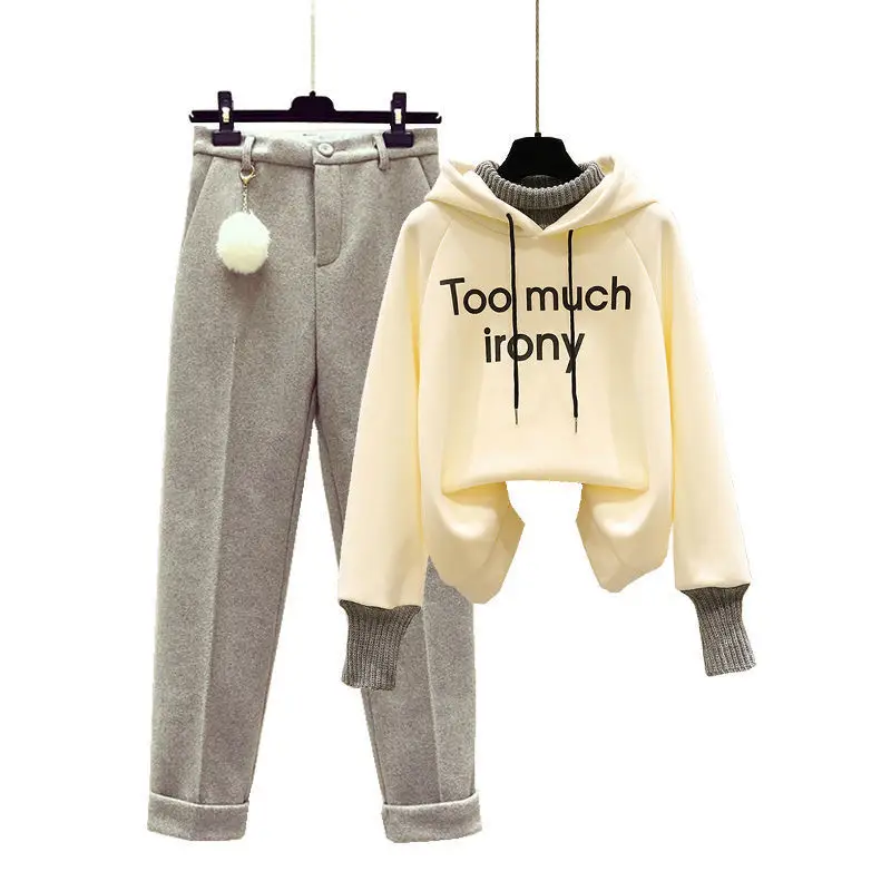 Spot Velvet Hoodie & Pants Set for Girls - Image 9