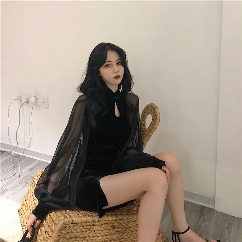 Black Velvet Slimming Cheongsam with Split Skirt & Lantern Sleeve — feature 14