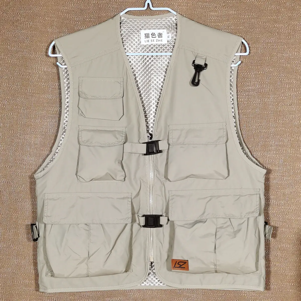 Men's Beige Printed Vest with 5 Pockets - Image 2