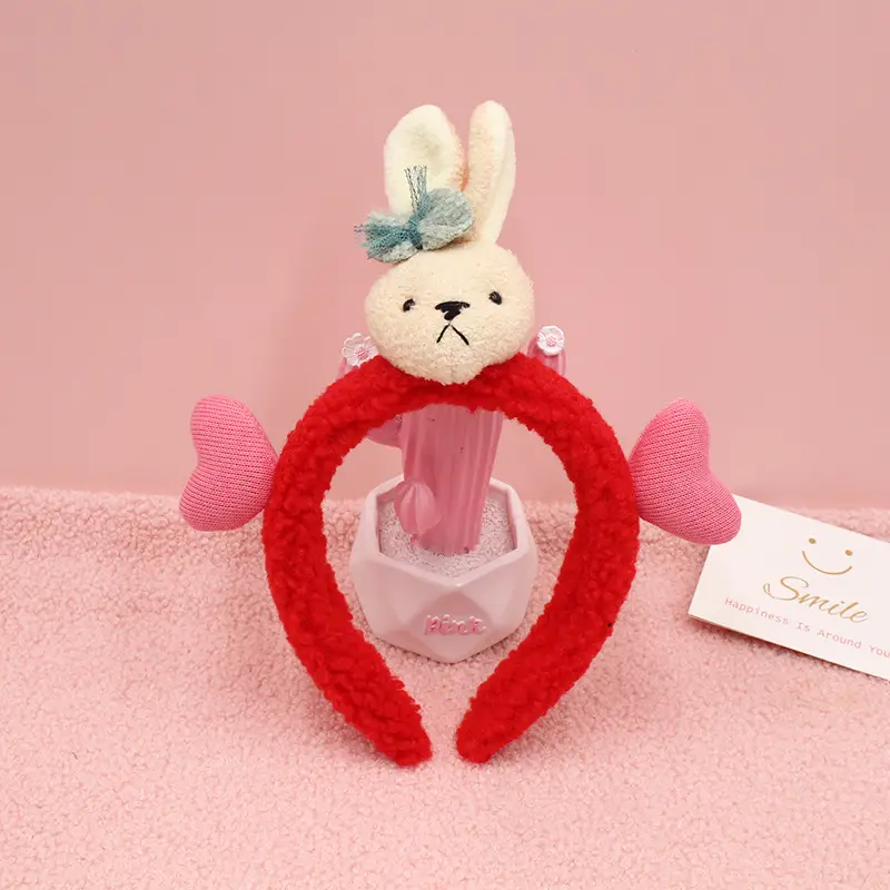 Cute Bear Hairband with Face Wash Holder - Image 10