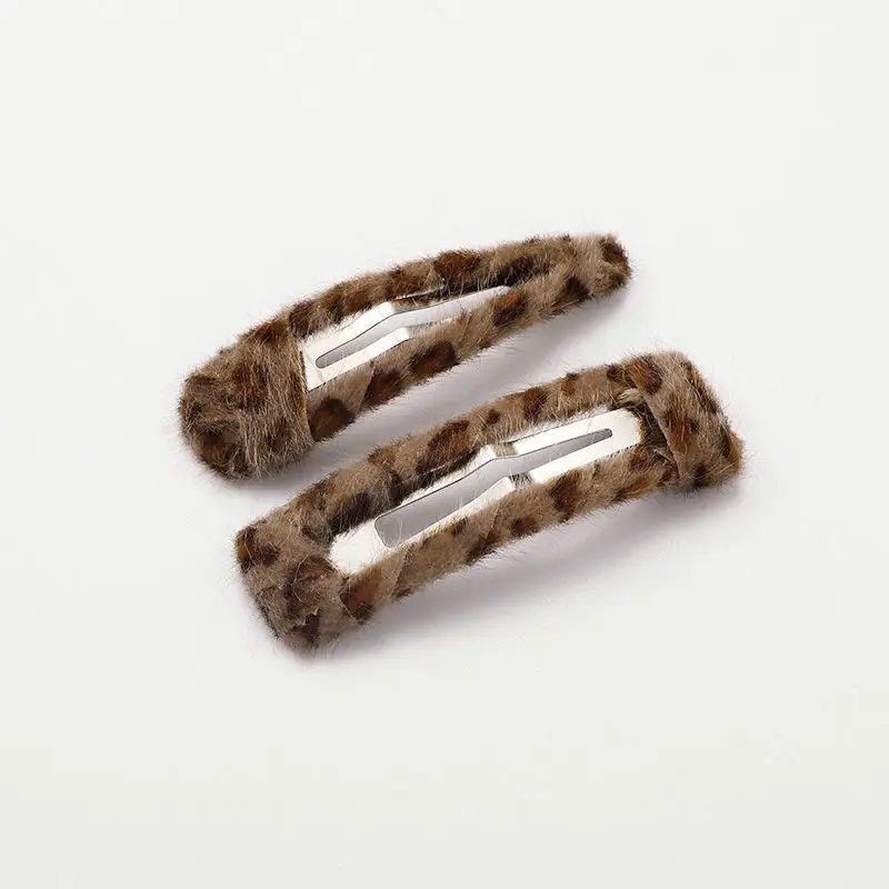 Leopard Print Heart Hairpin Clip for Girls & Adults - Image 6