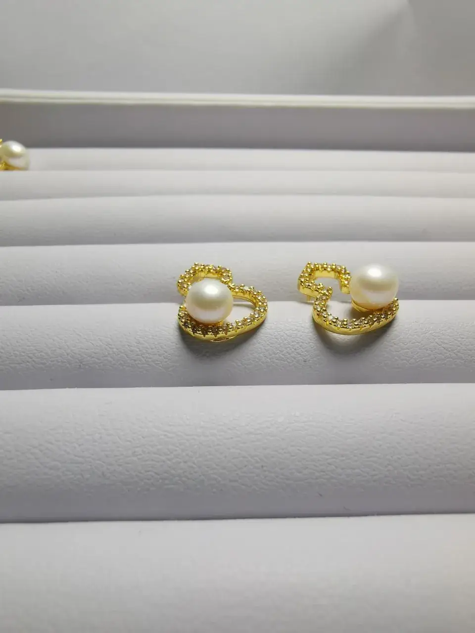 Freshwater Pearl Gold Stud Earrings Set
