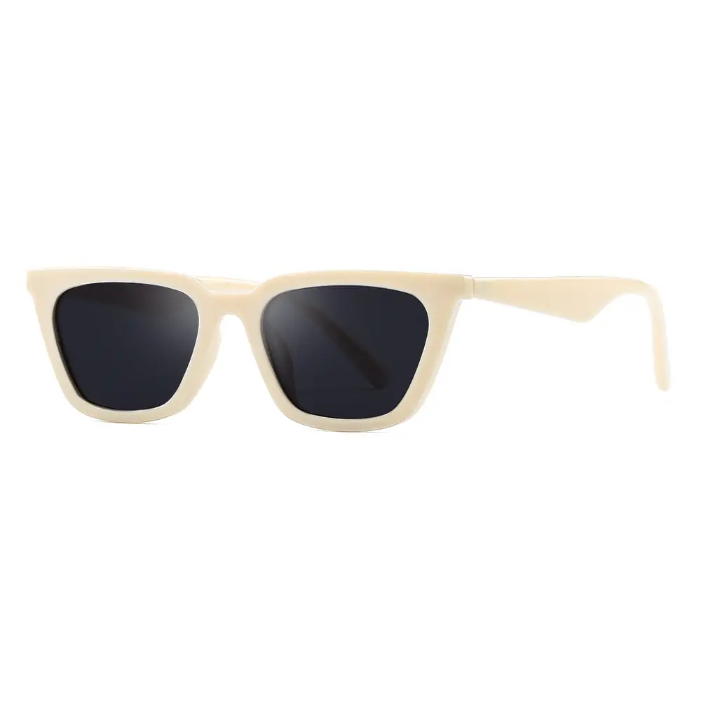 Women's Cat's Eye Sunglasses Red Riding Book Style - Image 3