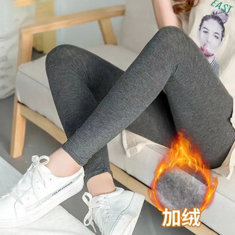 Women's Thin Fleece Leggings Black White Pair - Image 6