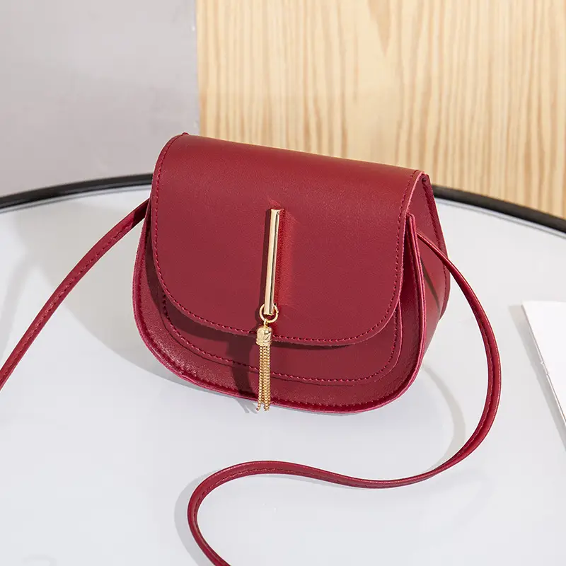 Red Golden Tassel Women's Shoulder Bag
