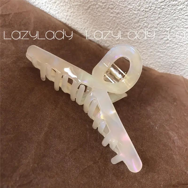 Korean-style Acrylic Hair Clip for Women