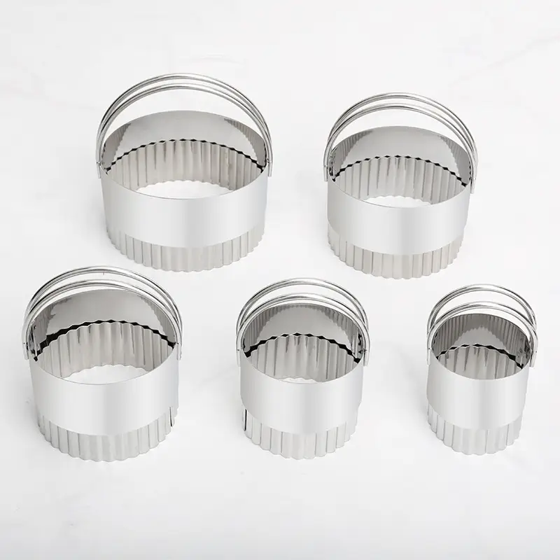 Stainless Steel 5-Piece Biscuit Mould Set - Image 6