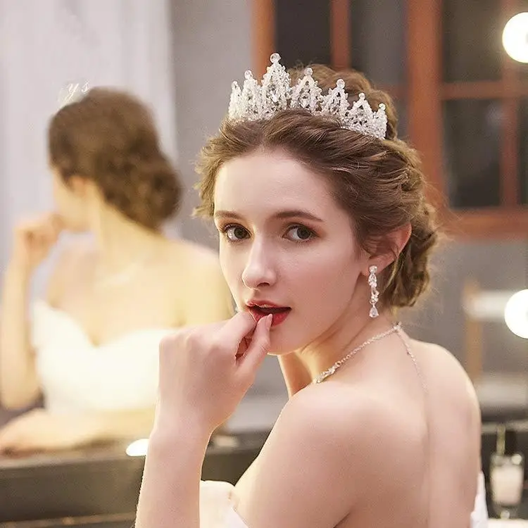 Korean Style Diamond Crown Updo Bridal Accessory - Image 14