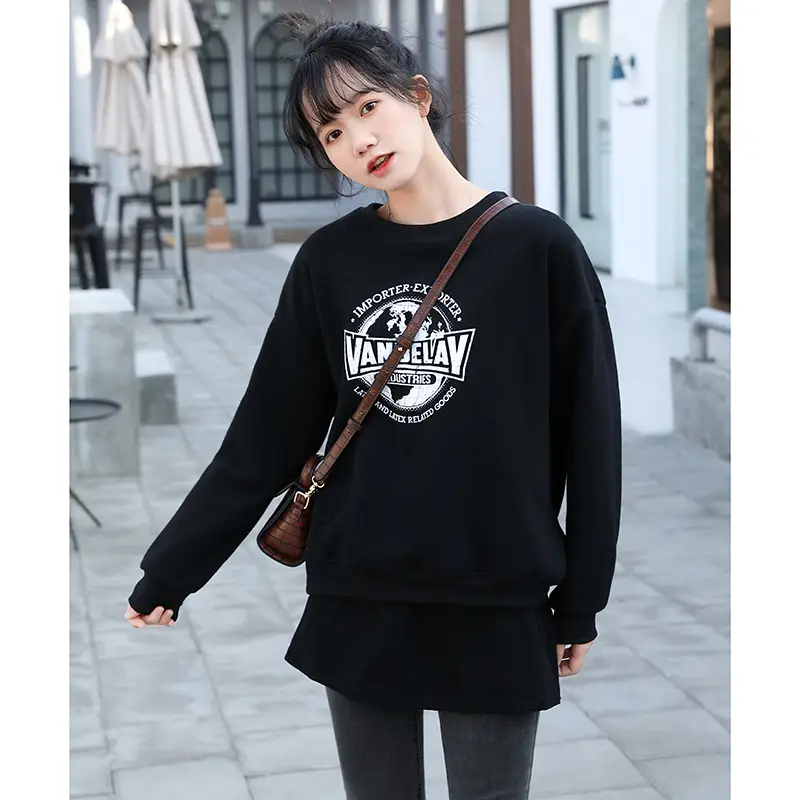 Black Graphic Sweatshirt with Fake Hem Large Size - Image 4