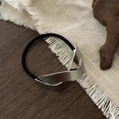 Women's Cold Style Metal Hair Tie Ring Black - Image 2