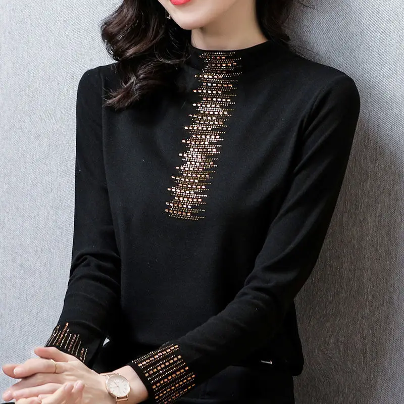 2021 Black Embroidered Long Sleeve Women's T-Shirt — feature 10