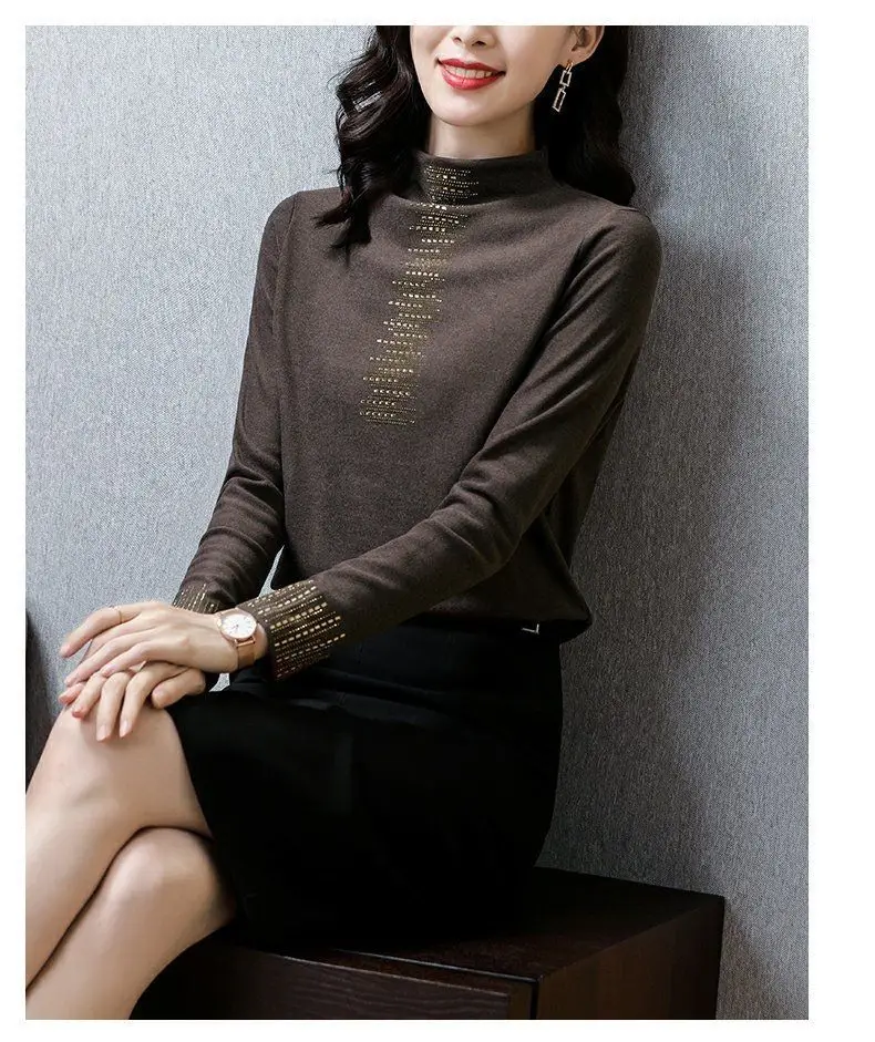 2021 Black Embroidered Long Sleeve Women's T-Shirt — feature 18