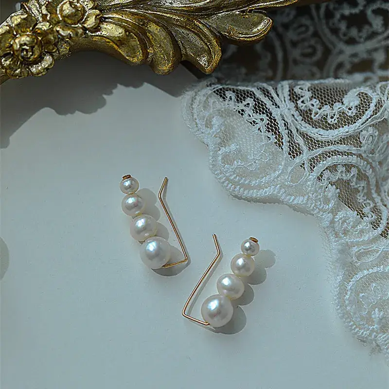 Golden Pearl Earrings for Women's Fashion