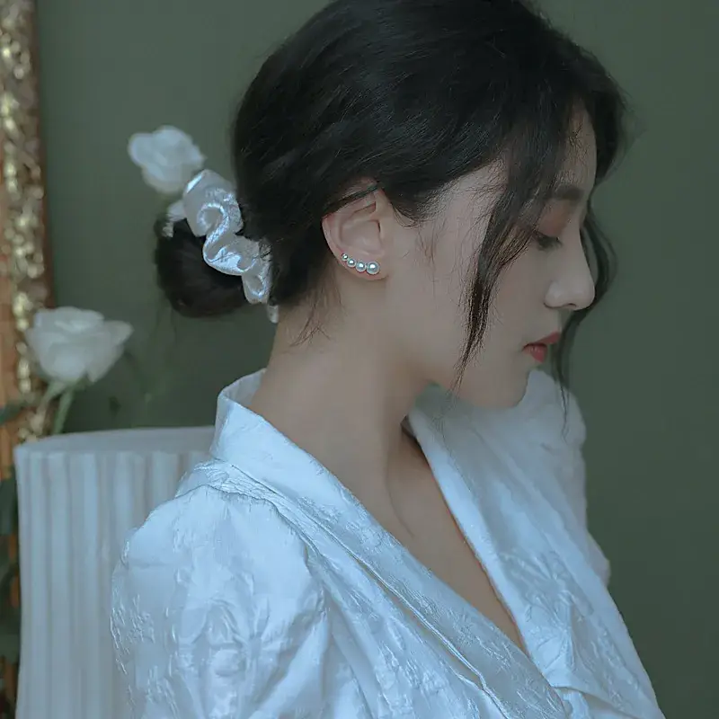 Golden Pearl Earrings for Women's Fashion