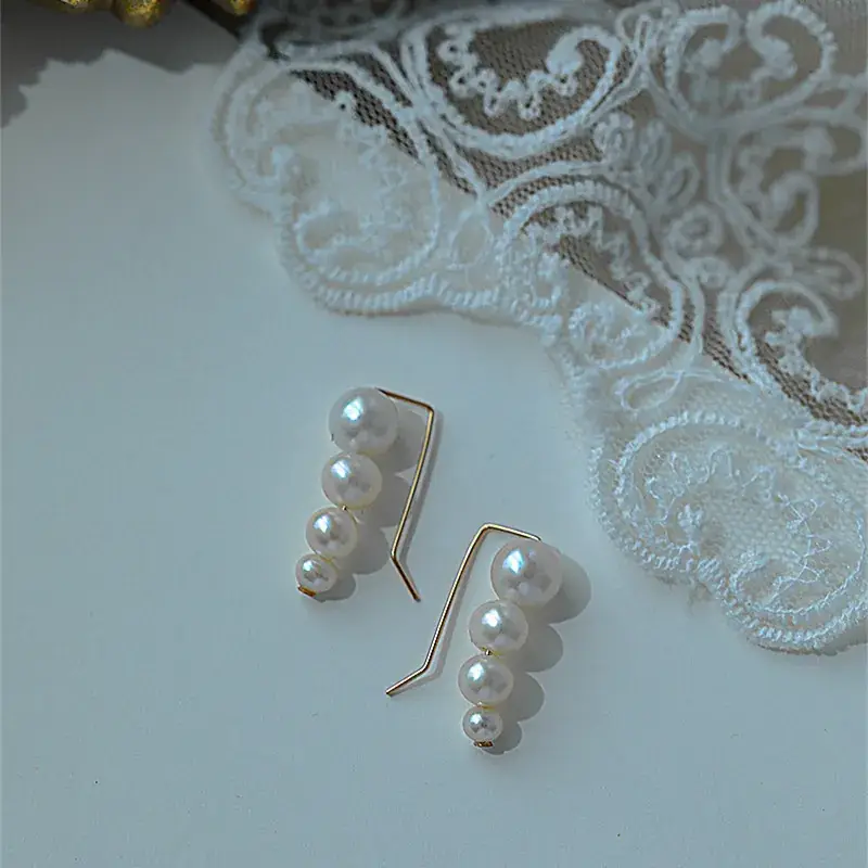 Golden Pearl Earrings for Women's Fashion