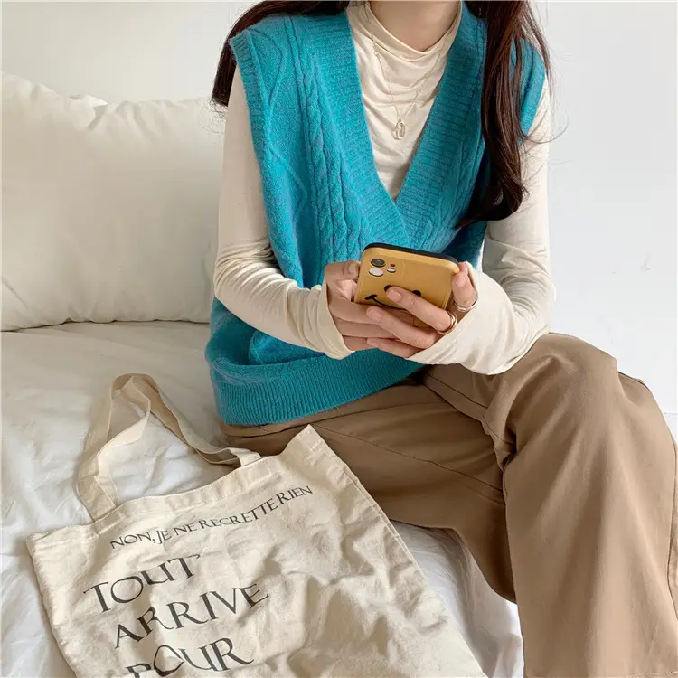 Pink Knitted V-Neck Sleeveless Vest for Women — feature 10