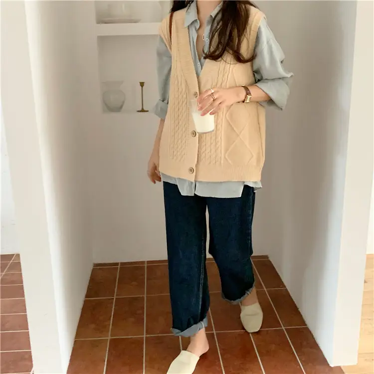 Pink Knitted V-Neck Sleeveless Vest for Women — feature 18