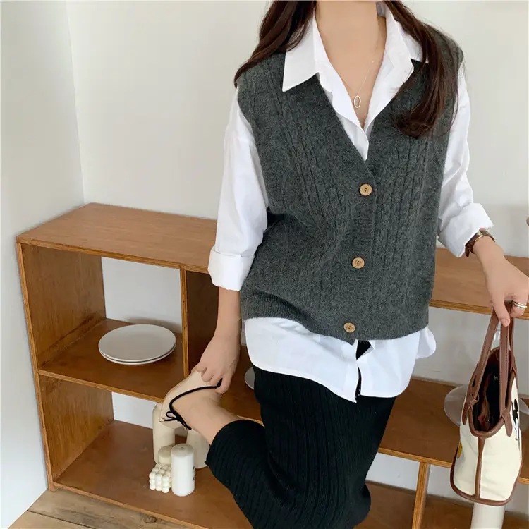 Pink Knitted V-Neck Sleeveless Vest for Women — feature 32