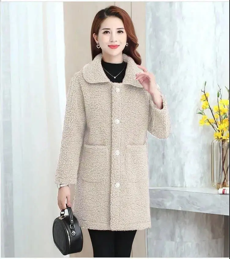 Women's Red Fur Embroidered Coat Winter Medium — feature 5