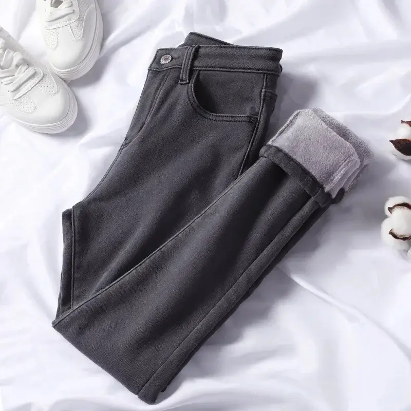 Women's Winter Fleece Lined Slim Fit Jeans Blue - Image 4